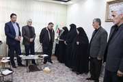 رئیس فراکسیون مجلس شورای اسلامی با ۲۶ خانواده شهید مدافع امنیت وطن در جنگ رمضان دیدار کرد